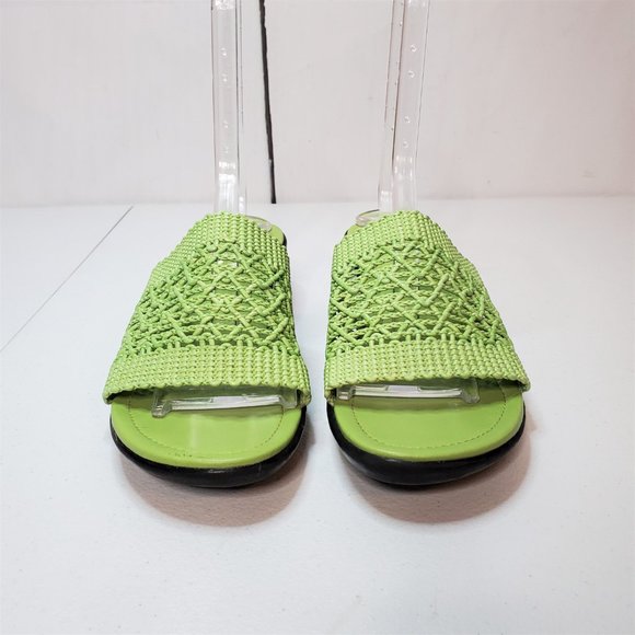 *SOLD* Cabin Creek Ginny Mesh Sandals 7.5 - Picture 2 of 8